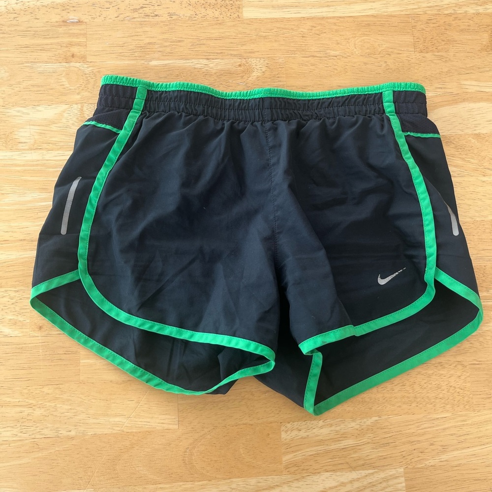 Xs Nike shorts